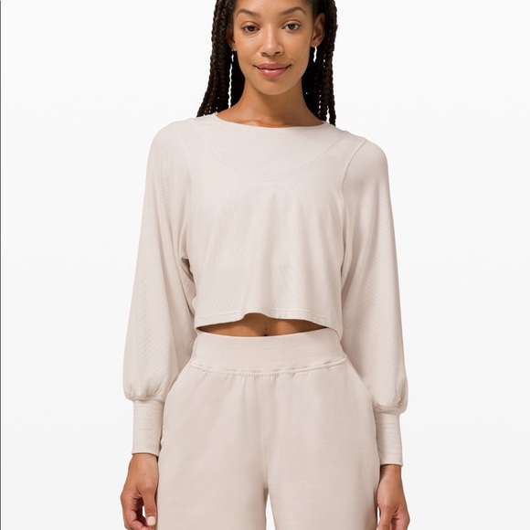 Lululemon LA Crop Puff Long Sleeve
